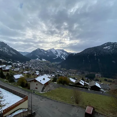Avec Balcon, Proche De Petit-chatel, Avec Wifi